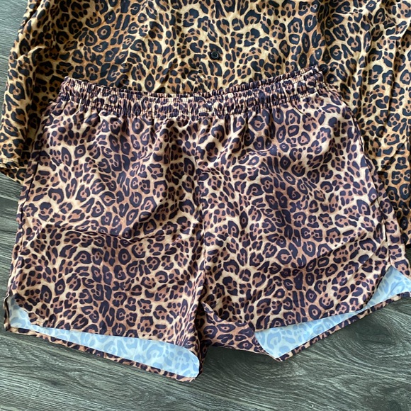 TNA Set - Picture 2 of 3